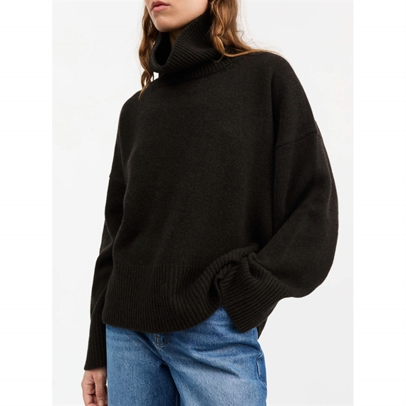 Skall Studio Silene T-neck Strik, Deep Brown 